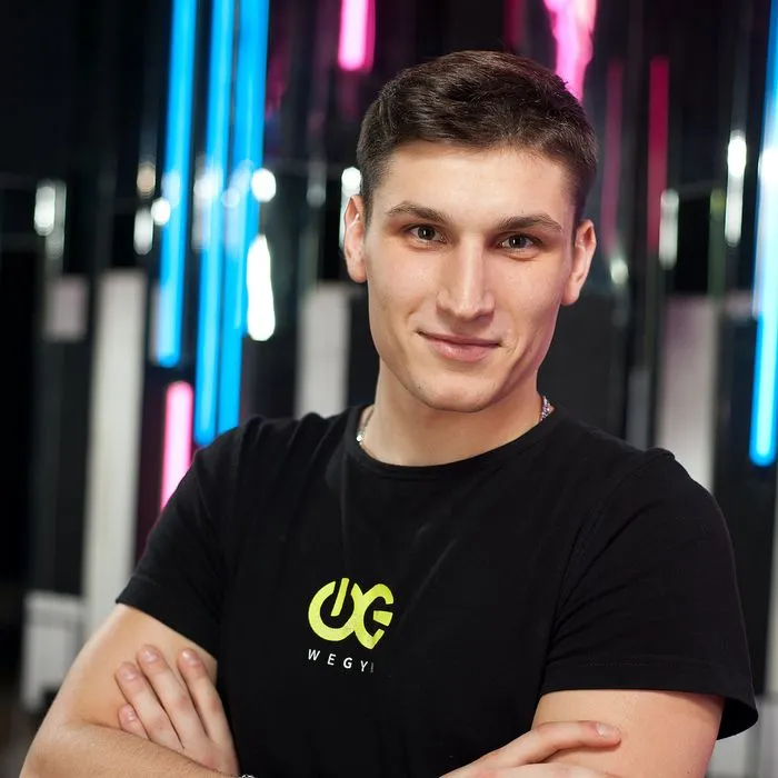 Суслов  Артём